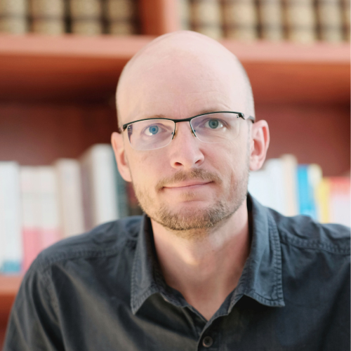 PIVADIS - Cabinet d'urbanisme commercial et réglementaire Chef de projet PIVADIS - Quentin Mackré - Fiche Personnelle